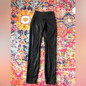 Metallic black lululemon limited edition leggings